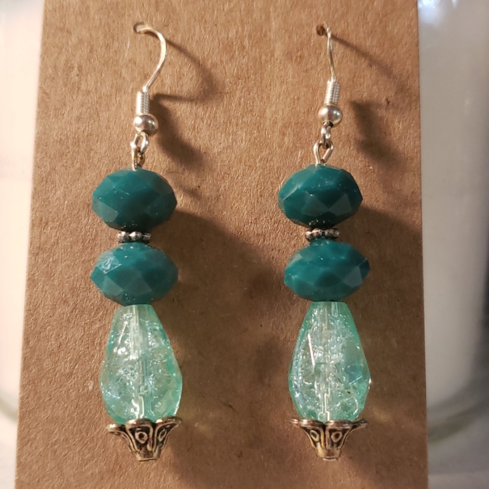 Handmade Turquiose Bead Drop Earrings